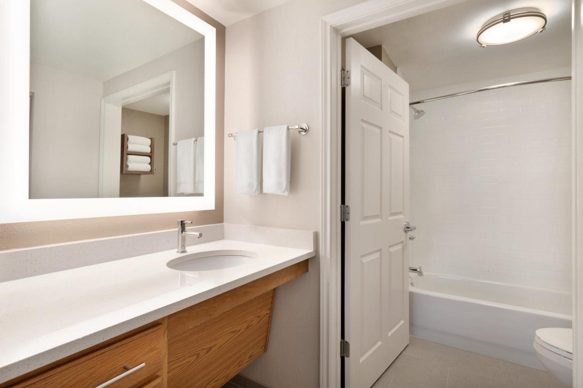 One-Bedroom King Suite with City View