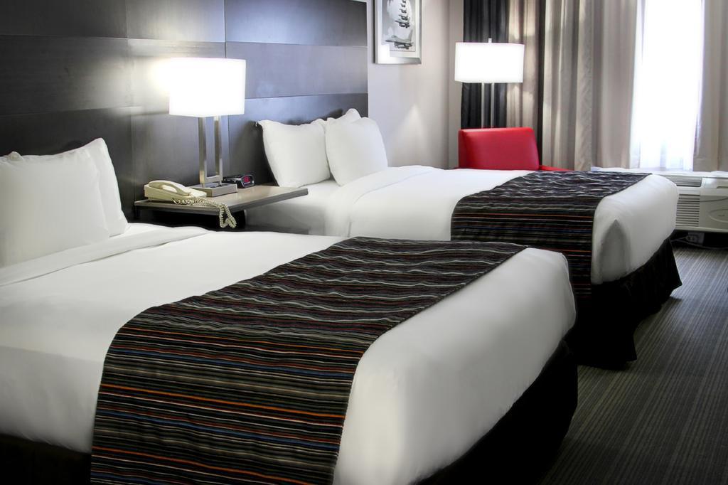 Queen Room Two Queen Beds Non-Smoking