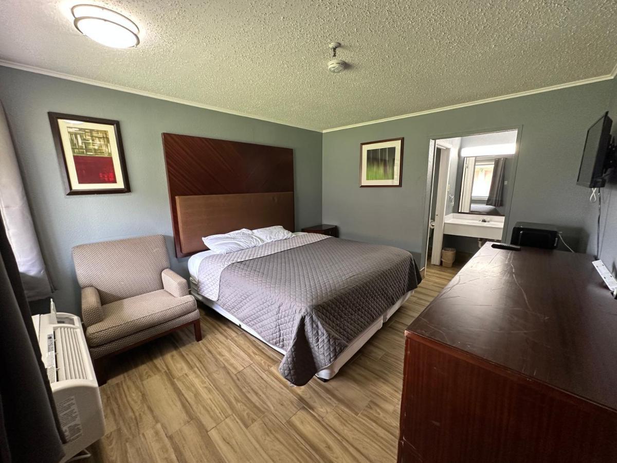 King Suite,1427482345:JPEG