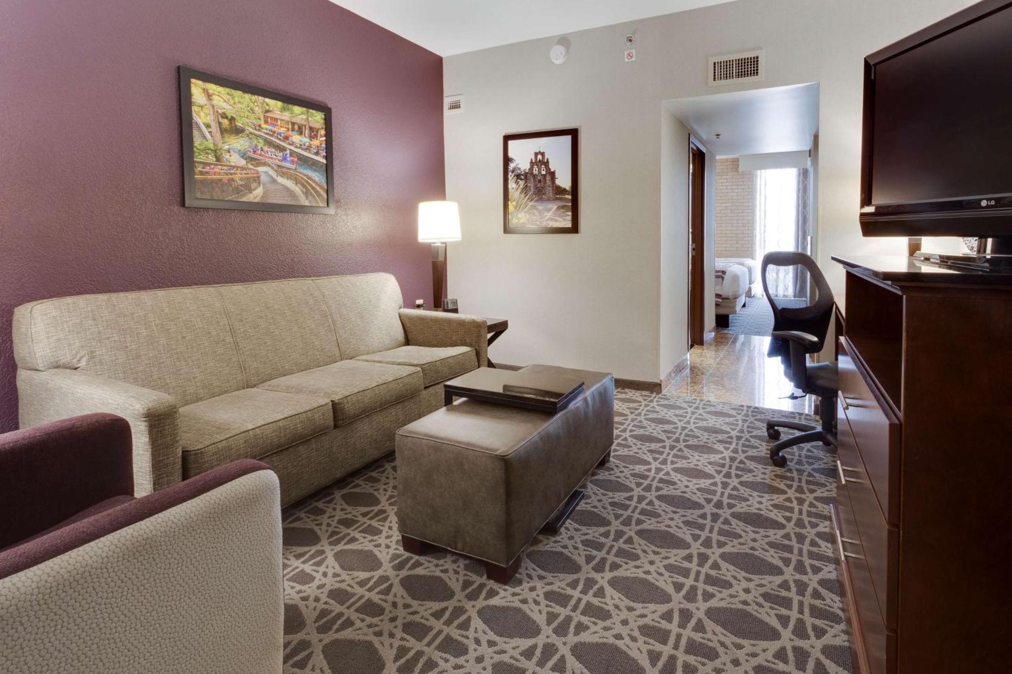 King Suite Sofa Bed,1540126081:JPEG