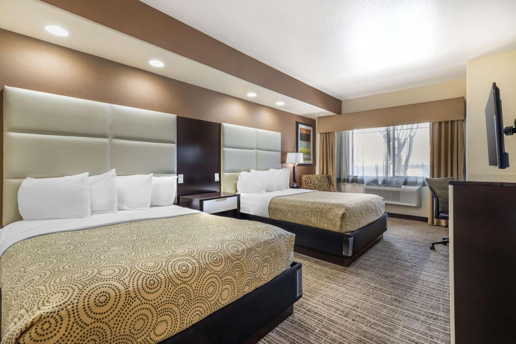 Deluxe Queen Room Two Queen Beds
