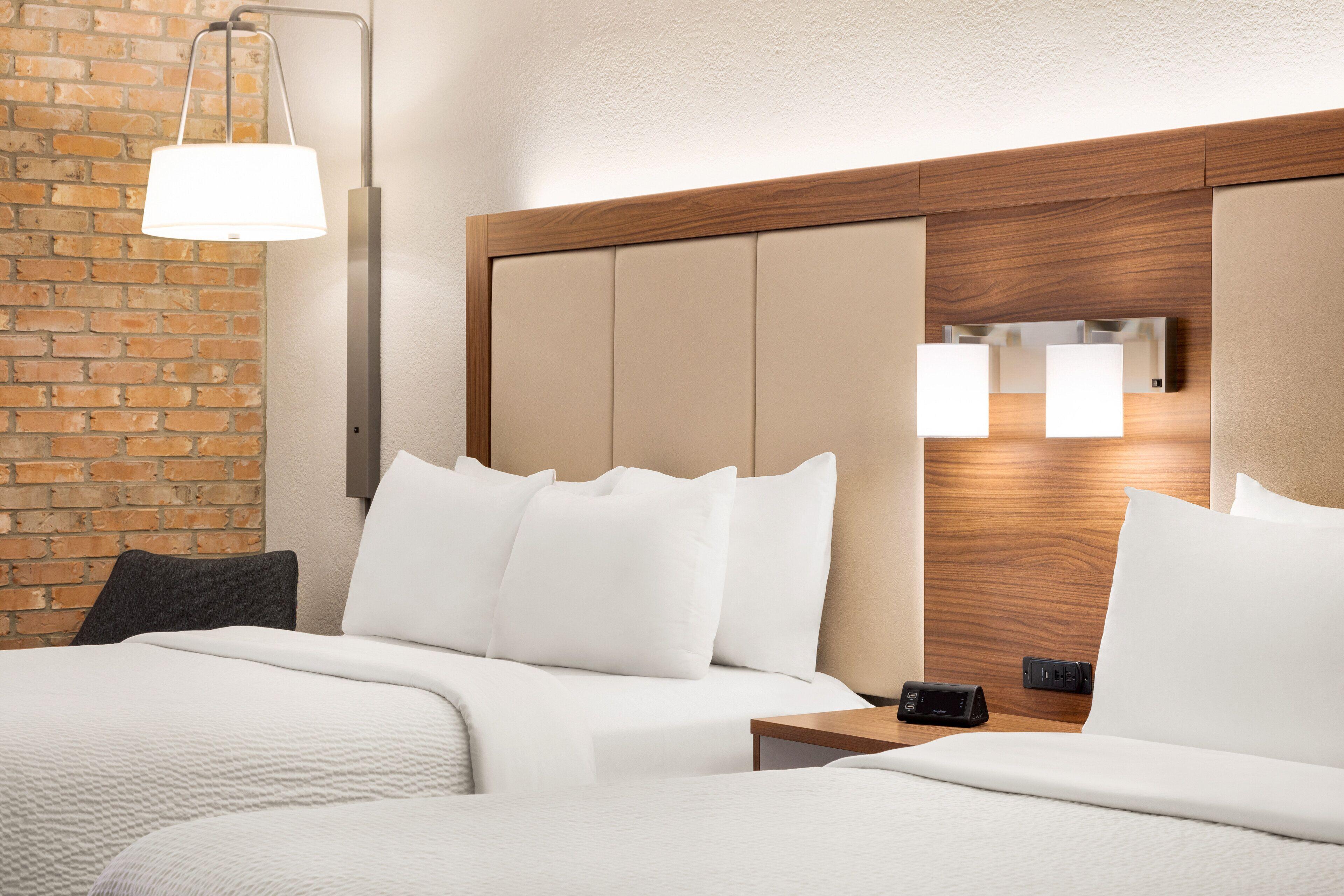 Twin Room Mobility Access or Hearing Accessible
