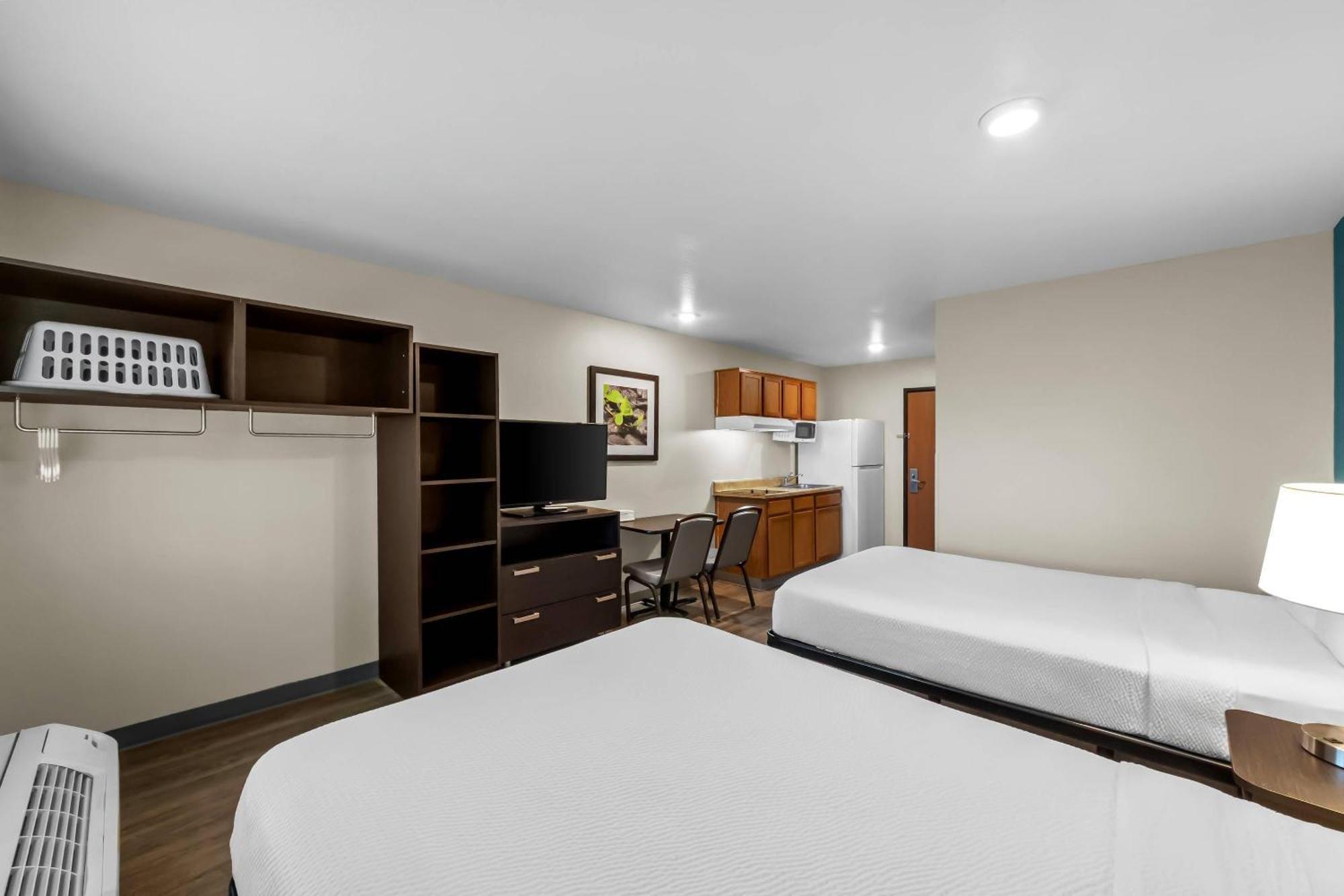 Double Room Two Double Beds Non-Smoking