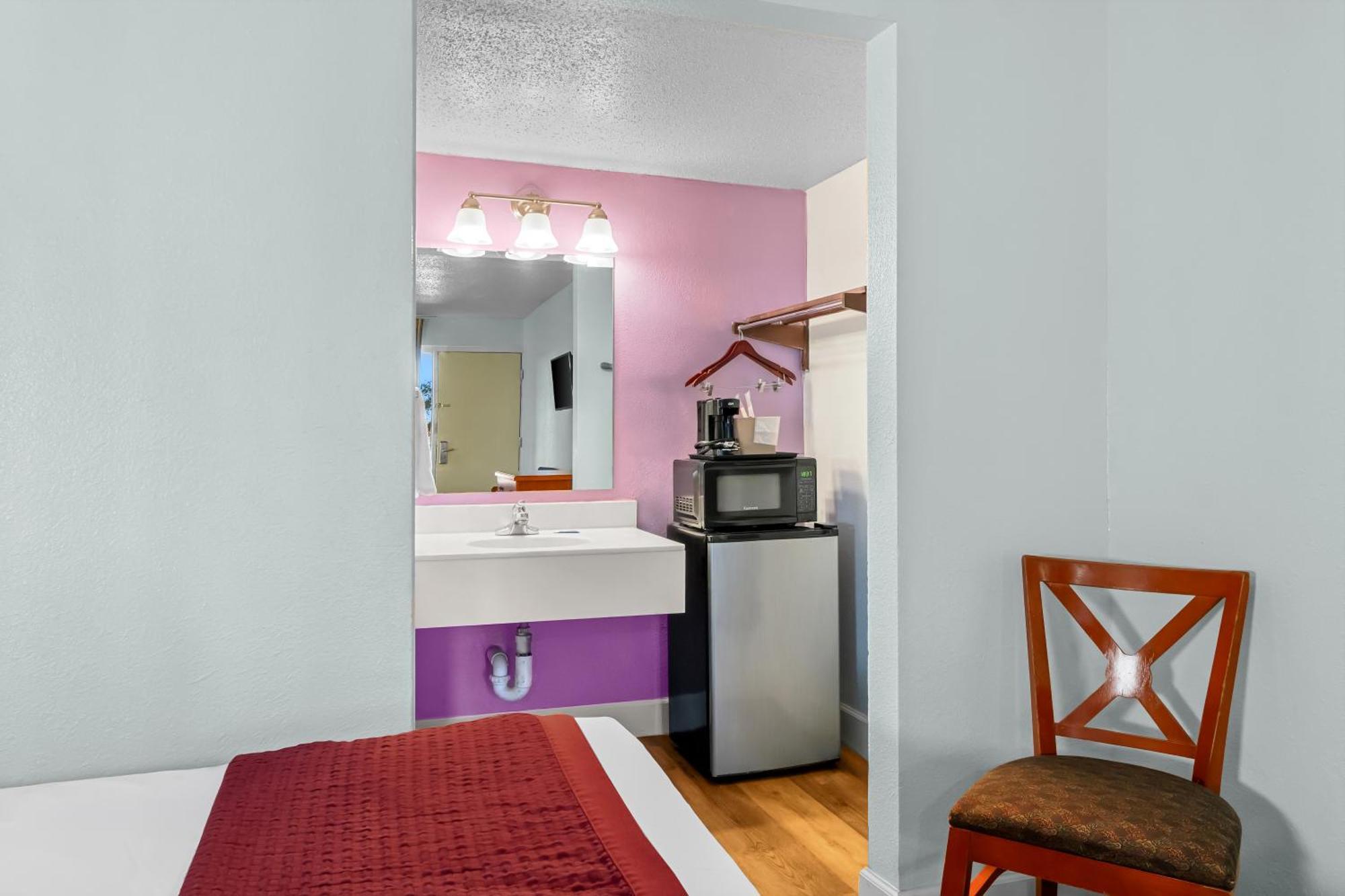 Standard Room Two Double Beds Smoking