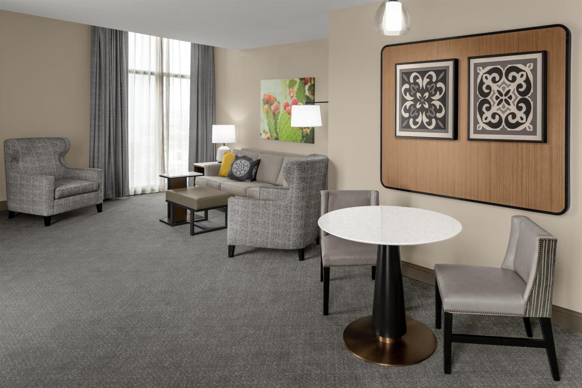 Corner Suite Two Queen Beds