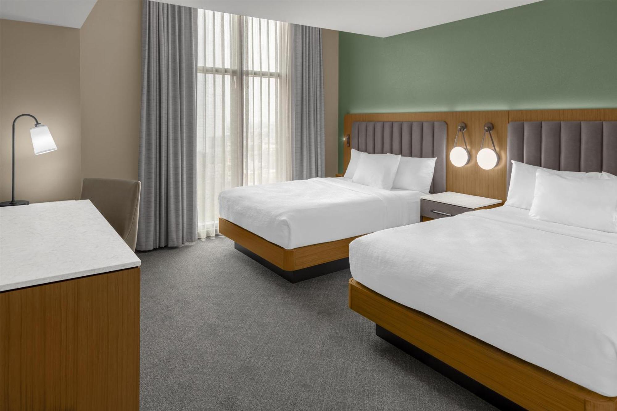 Corner Suite Two Queen Beds