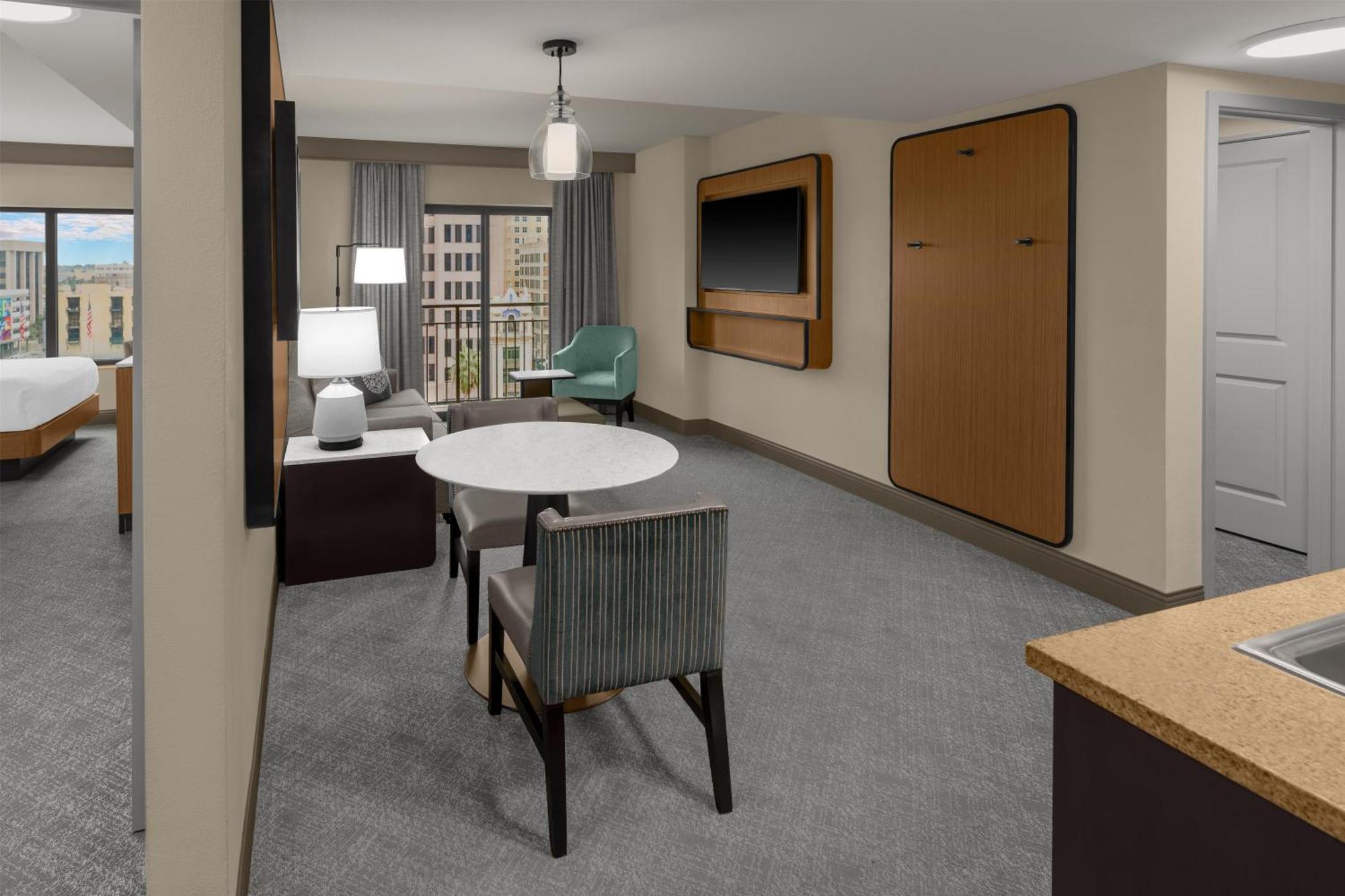 Two-Bedroom Suite River View