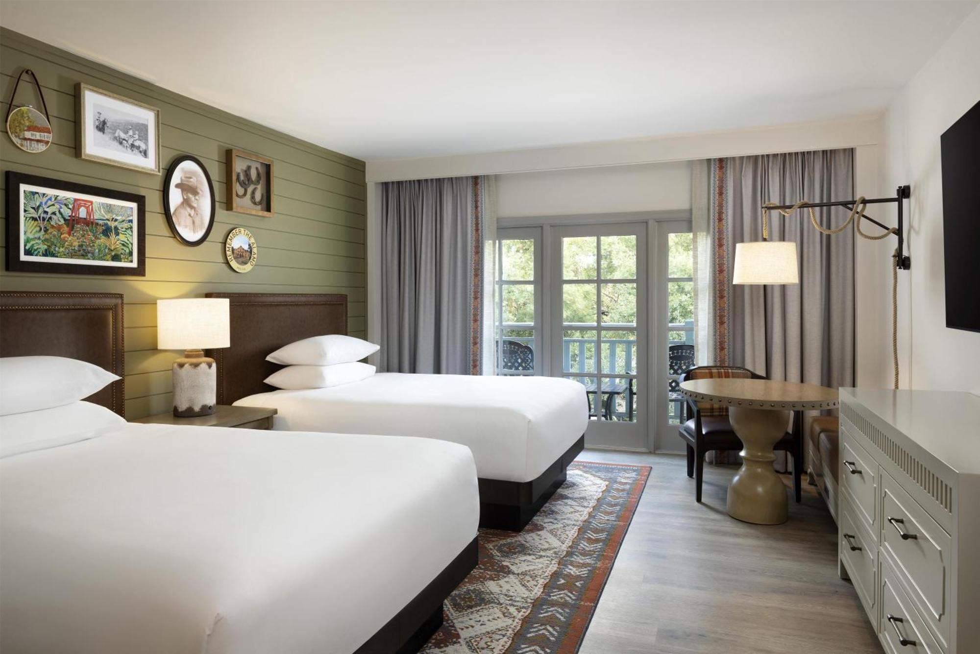 Queen Room Two Queen Beds Balcony
