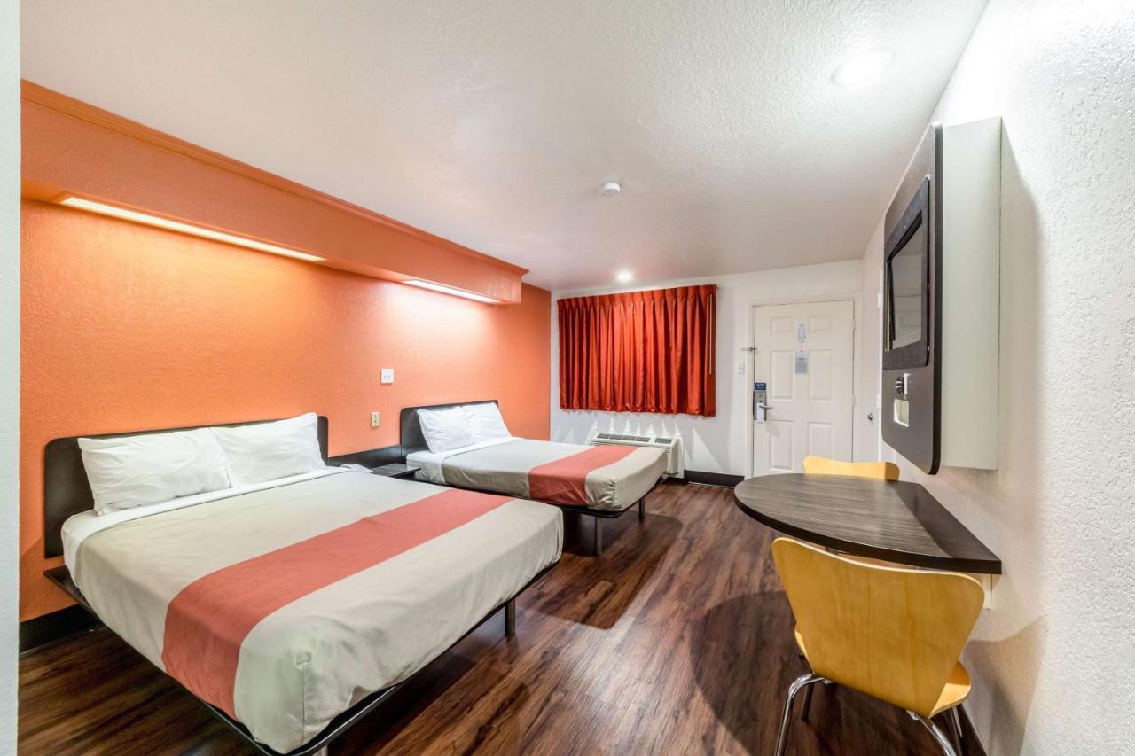 Quadruple Room Smoking