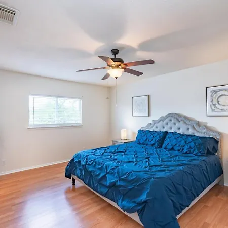 5Br Pool Retreat Near Seaworld & Lackland-3