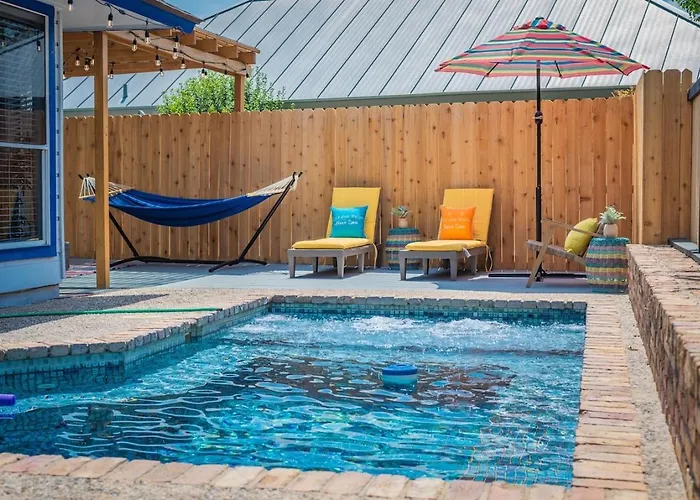 Fun 'N Sun Heated Pool & Gameroom By Fiesta Texas San Antonio
