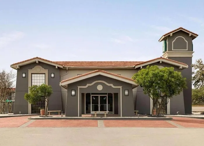 La Quinta Inn By Wyndham Ih-10 West San Antonio Tx