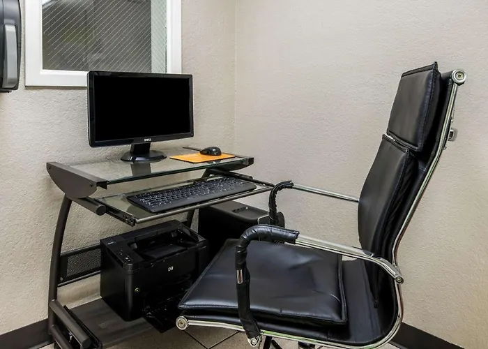 La Quinta Inn By Wyndham San Antonio Brooks City Base